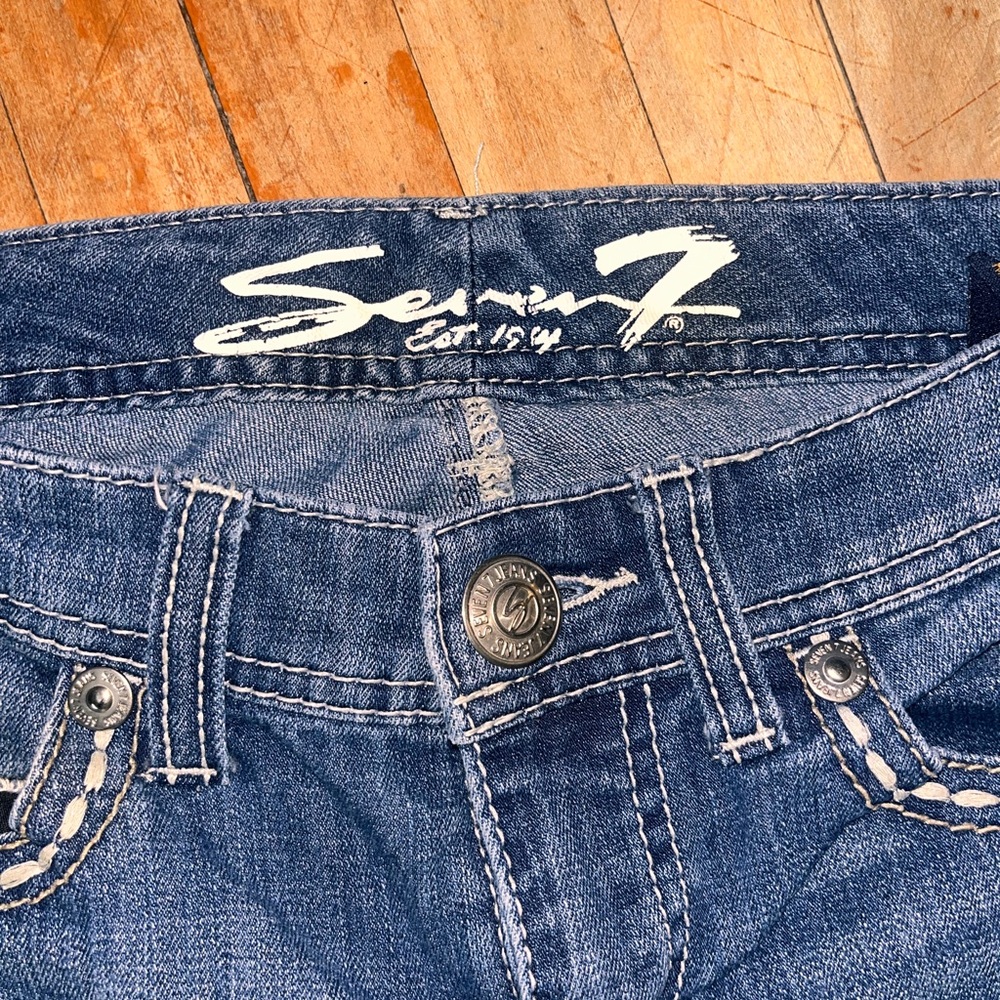 Seven 7 Premium Bootcut Jean -Contrast stitch - Flap Pocket-low- mid rise-Sz 31” - Picture 7 of 10